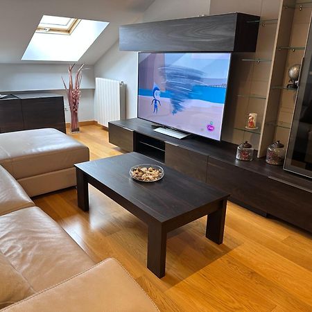 Apartamento Gran Via - Parking Gratis Salamanca Esterno foto