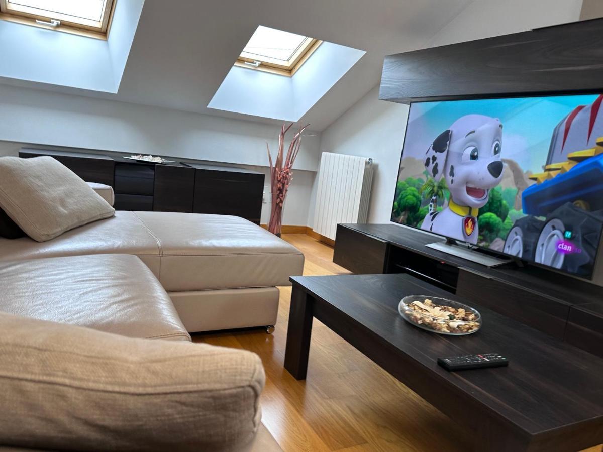 Apartamento Gran Via - Parking Gratis Salamanca Esterno foto