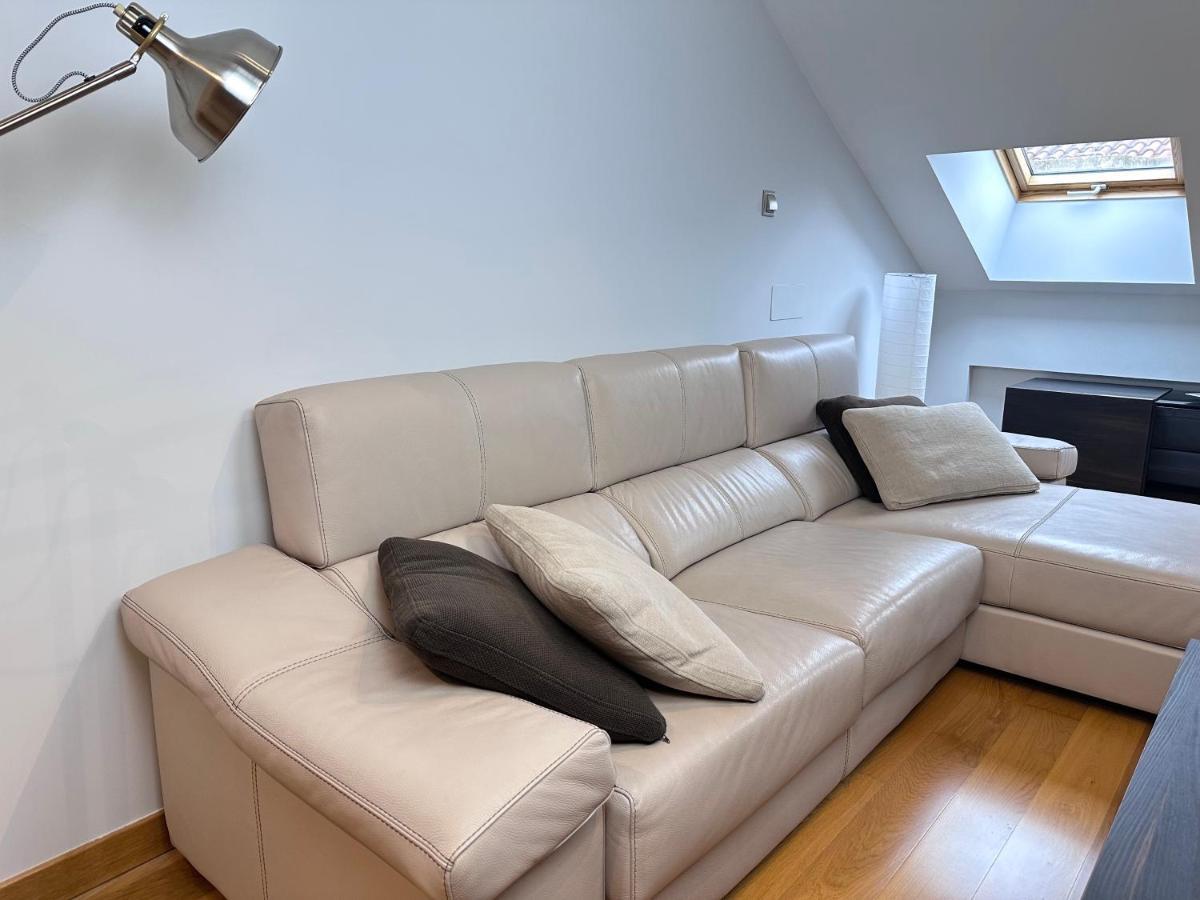 Apartamento Gran Via - Parking Gratis Salamanca Esterno foto